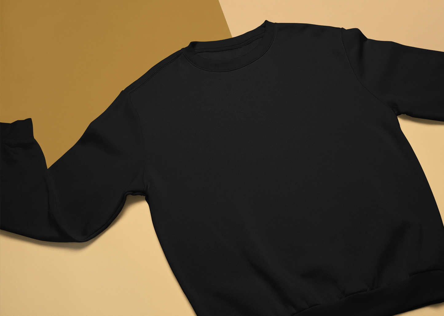 Solid-Men's Black Regular Fit Sweatshirt