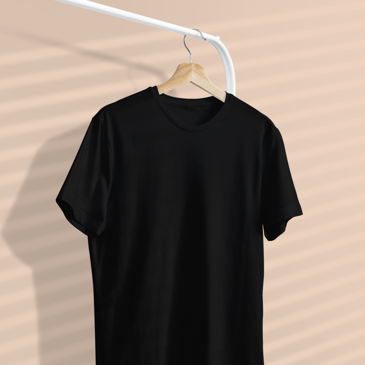 Solid Men's Black Regular Fit T-shirt