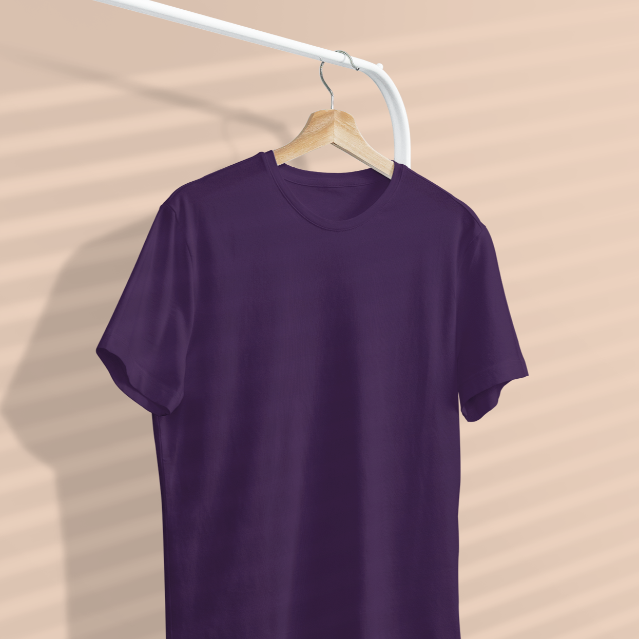 Solid Men's Purple Regular Fit T-shirt